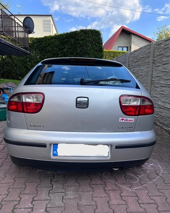 Seat Leon cena 8500 przebieg: 310220, rok produkcji 2004 z Biała małe 67